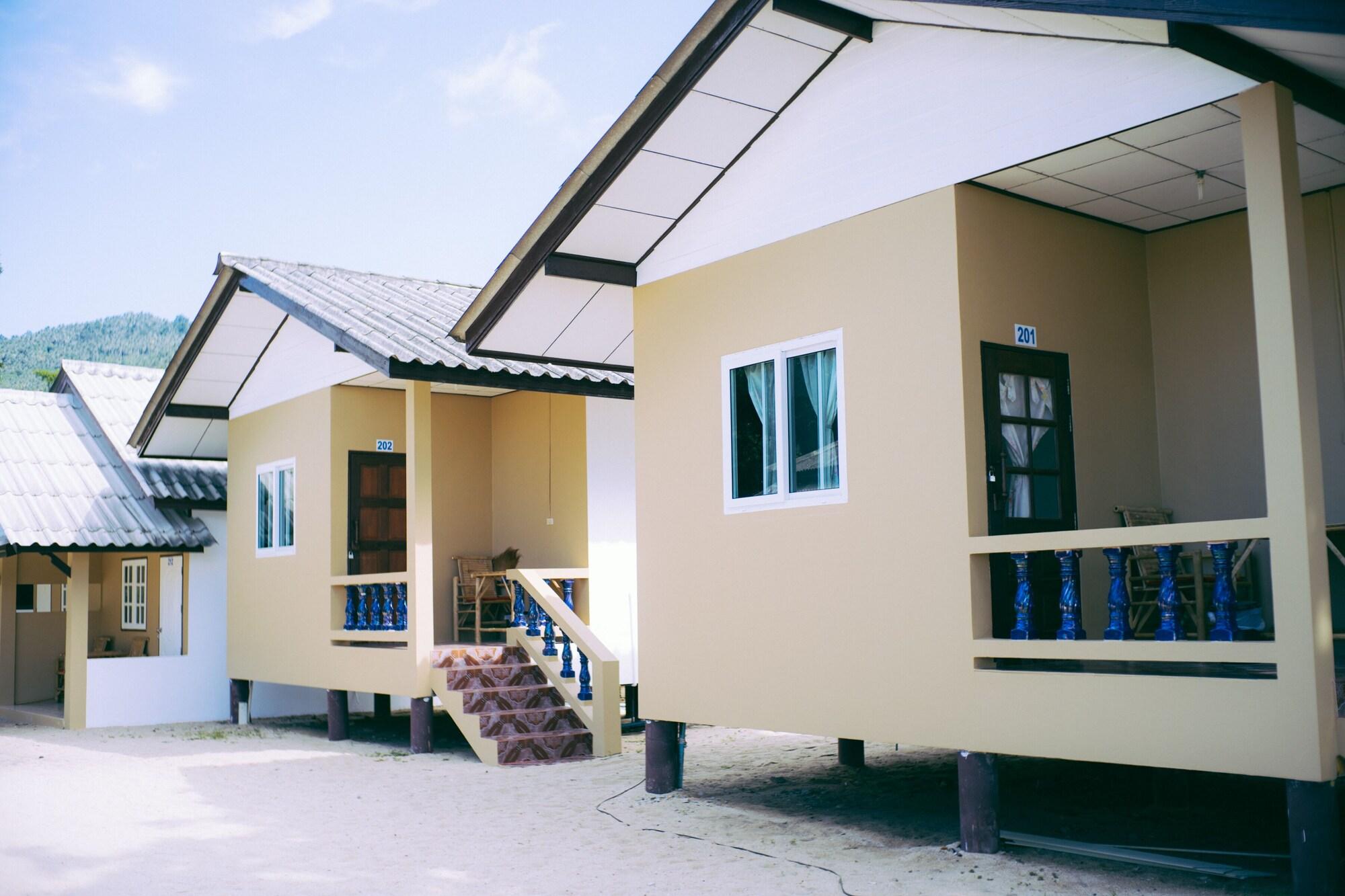 Amity Beach Resort Maret Esterno foto
