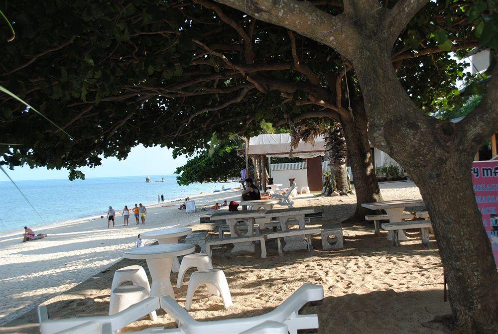 Amity Beach Resort Maret Esterno foto