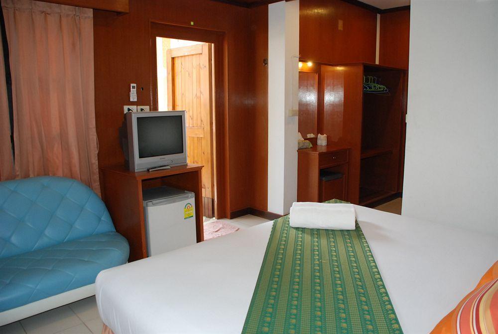 Amity Beach Resort Maret Esterno foto