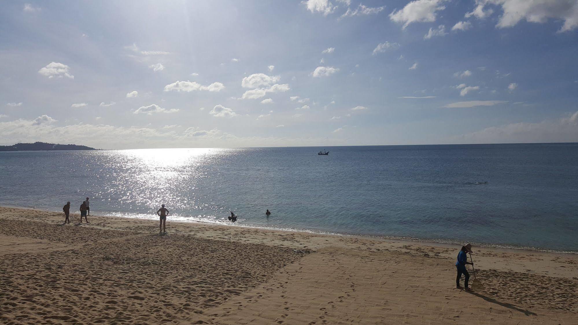 Amity Beach Resort Maret Esterno foto