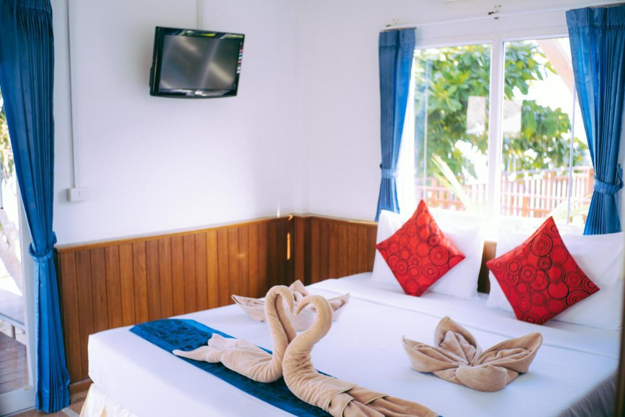Amity Beach Resort Maret Esterno foto
